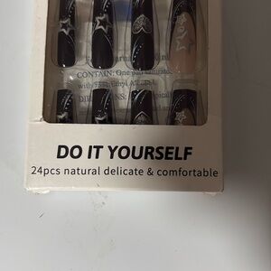 Black and Silver Star Nail Set